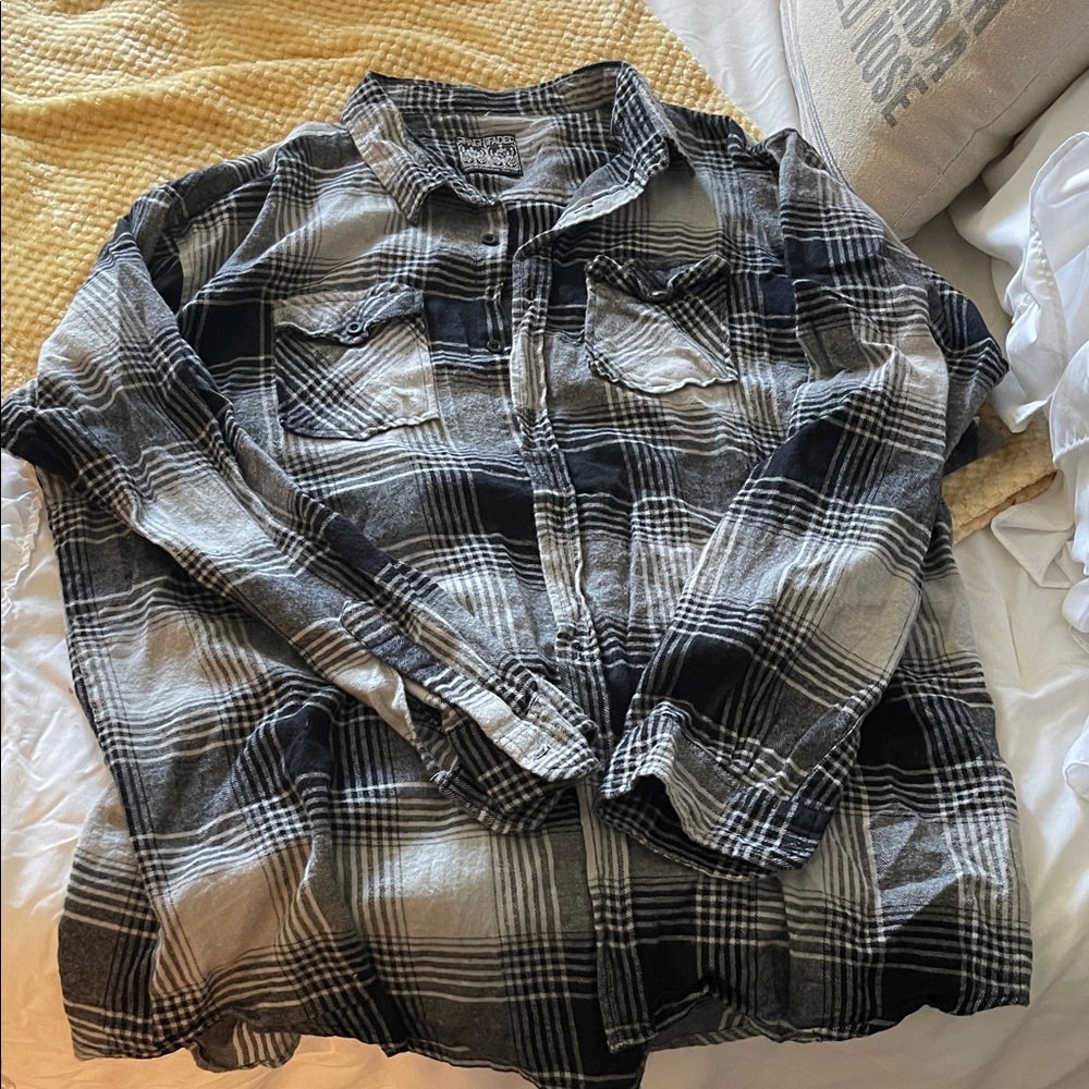 Men's Casual Plaid Button-Down Shirt